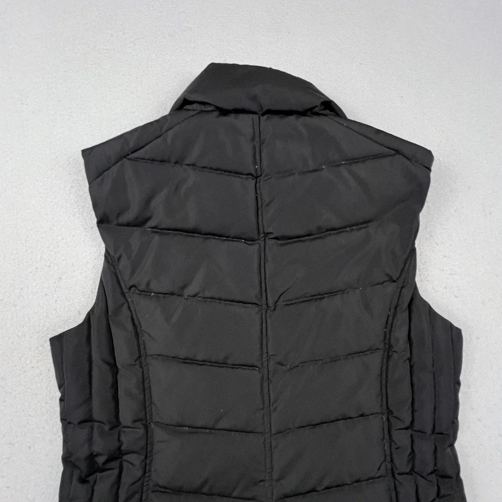 G.H. Bass Puffer Vest Womens Small Black Down Fill Quilted GHAW7836 Winter Layer